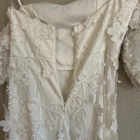 NWOT Lulus Magical Beginnings White 3D Floral Embroidered Maxi Dress - Picture 9 of 9